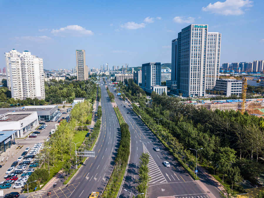 济南市世纪大道（工业南路至龙凤山路）蹊径建设工程