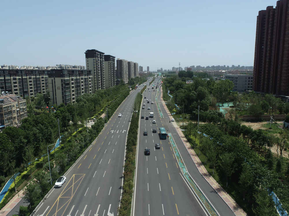 济南市飞跃大道蹊径建设工程